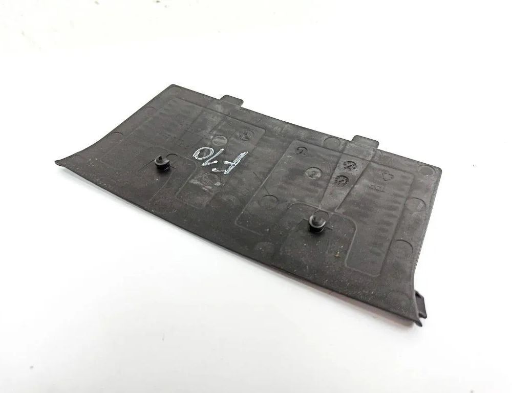 BMW 5 Series F10/F11 (2009-2017) Задняя воздушная решётка 257950,9206664 32866119