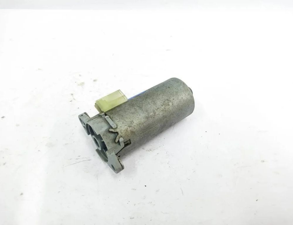 LAND ROVER Range Rover Sport 1 generation (2005-2013) Motor ovládania ľavého predného sedadla 0130002617,1197301 32866736