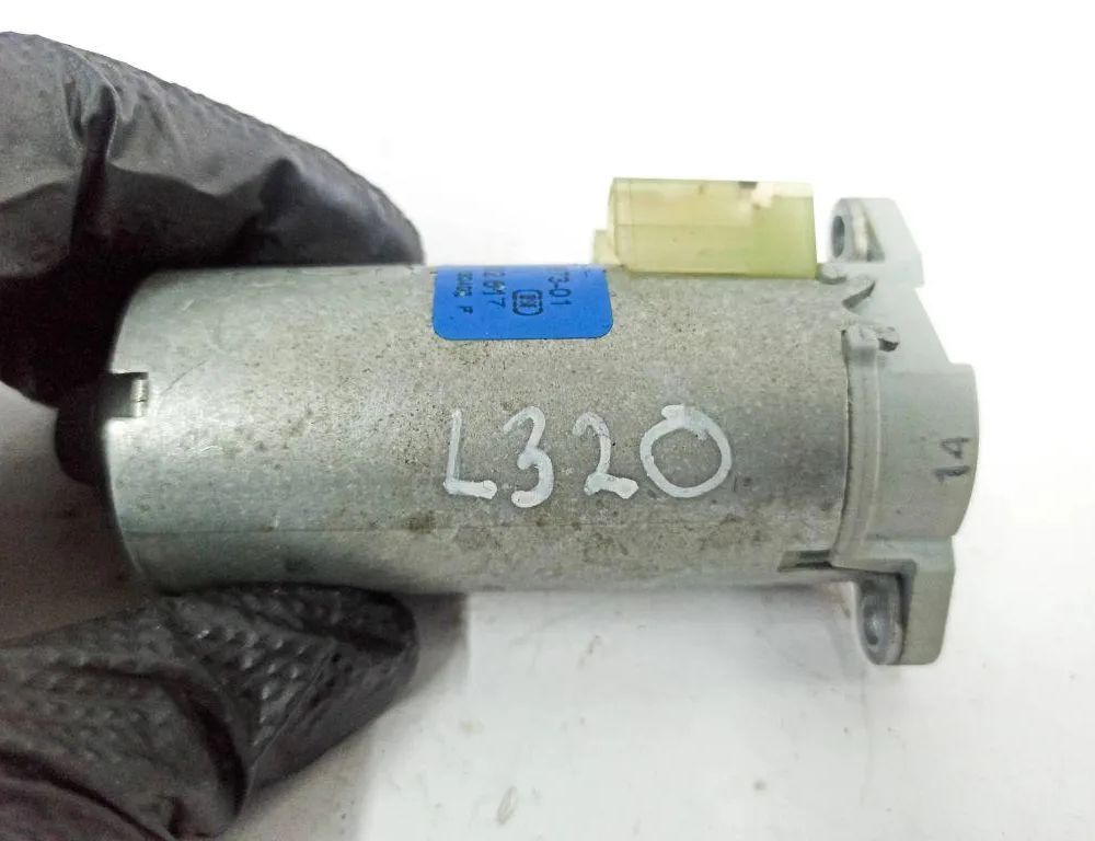 LAND ROVER Range Rover Sport 1 generation (2005-2013) Motor ovládania ľavého predného sedadla 0130002617,1197301 32866736