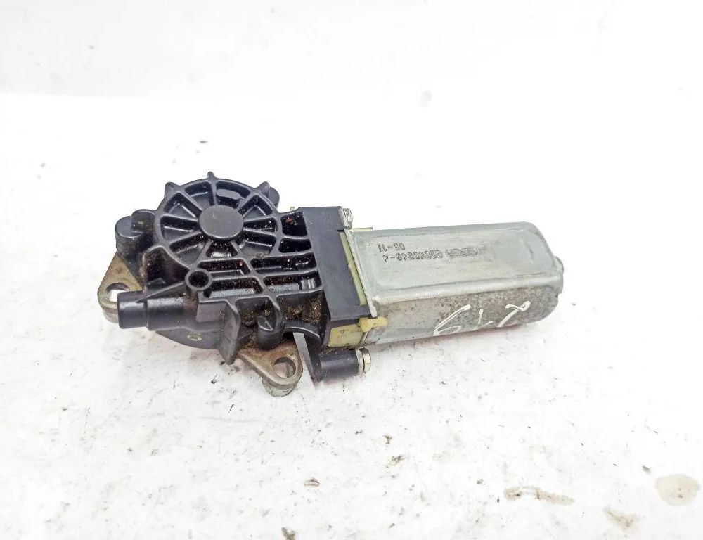 MERCEDES-BENZ CLS-Class C219 (2004-2010) Front Left Seat Control Motor 820408494,82040849,0390203003 32867433