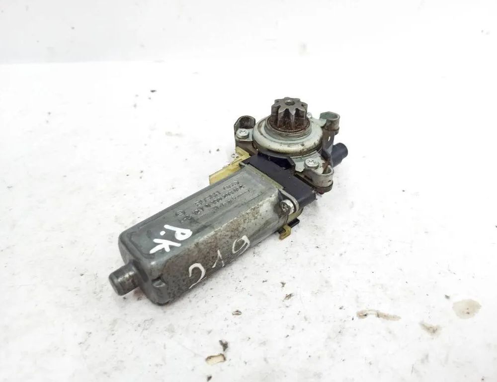 MERCEDES-BENZ CLS-Class C219 (2004-2010) Front Left Seat Control Motor 820408494,82040849,0390203003 32867433