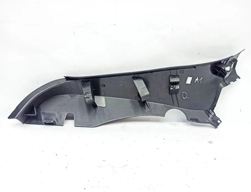 AUDI A1 GB (2018-2024)  Задняя левая отделка 82G867768,82G867768A 32870195