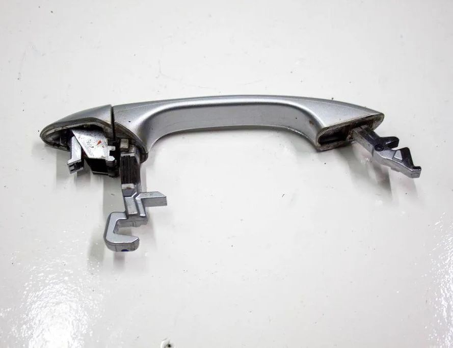 MERCEDES-BENZ CLS-Class C219 (2004-2010) Наружная ручка задней правой двери C775 32871940