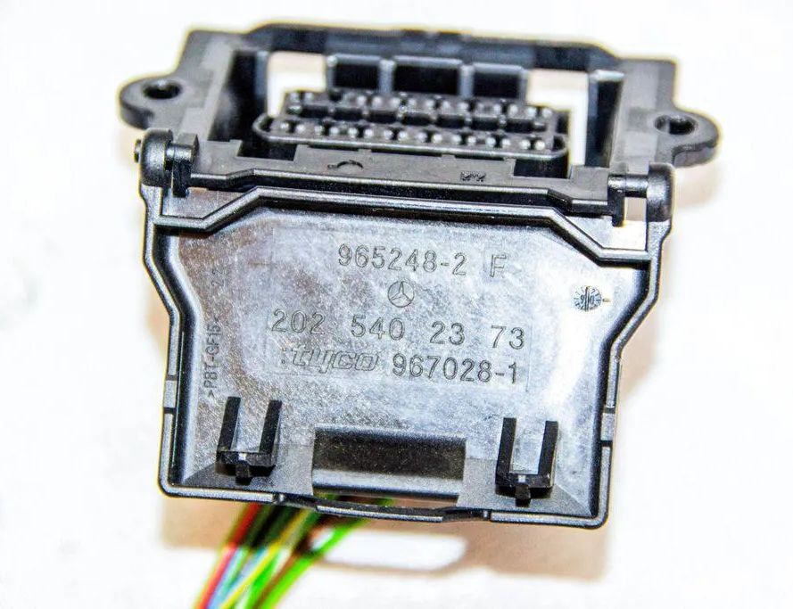 MERCEDES-BENZ C-Class W203/S203/CL203 (2000-2008) Жгут проводов 2025402373 32872446