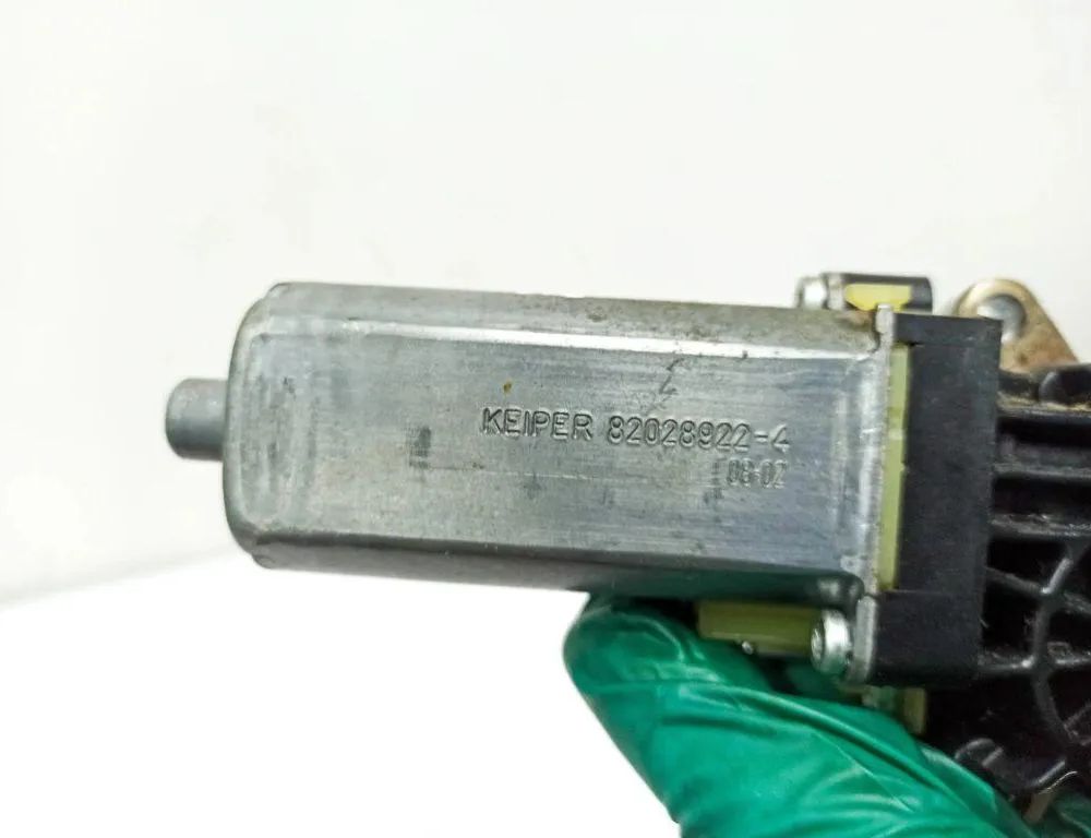 MERCEDES-BENZ R-Class W251 (2005-2017) Моторчик переднего левого сиденья 8202822,0390203001 32875273