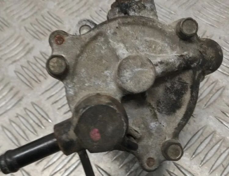 TOYOTA RAV4 2 generation (XA20) (2000-2006) Vacuum Pump 13913328