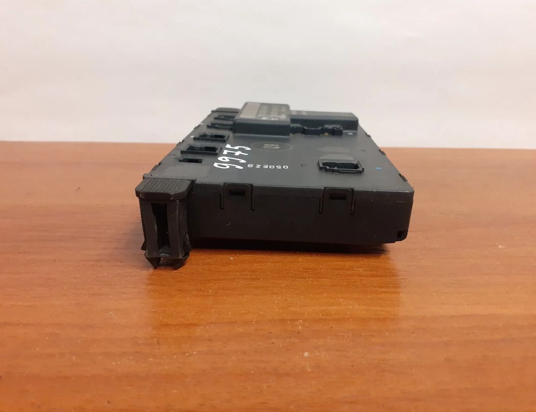 MERCEDES-BENZ C-Class W203/S203/CL203 (2000-2008) Front Left Door Control Unit #9975,2038201585 14936717