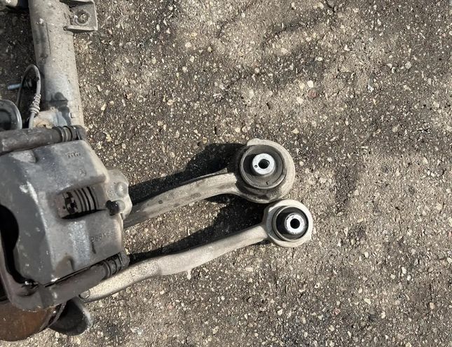 MERCEDES-BENZ C-Class W204/S204/C204 (2004-2015) Ľavý predný náboj kolesa A2043201273,801404001210,A2043200966,#F3122 25981184