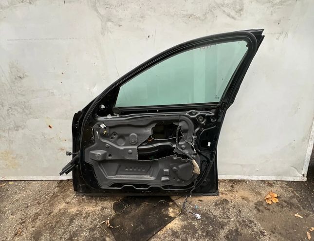 BMW 5 Series F10/F11 (2009-2017) Pravé predné dvere 9312731,9291018,#F4704 27498824