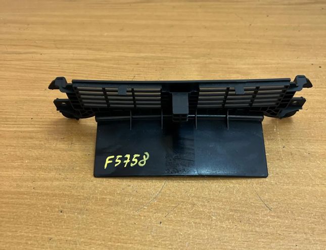 MASERATI Levante 1 generation (2016-2024) Interiérové diely 105883910C,#F5758 29092769