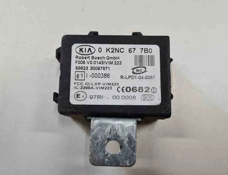 KIA Sorento 1 generation (2002-2011) Ovládacia jednotka imobilizéra 5882330097871,0K2NC677B0,F005V00143 32712794