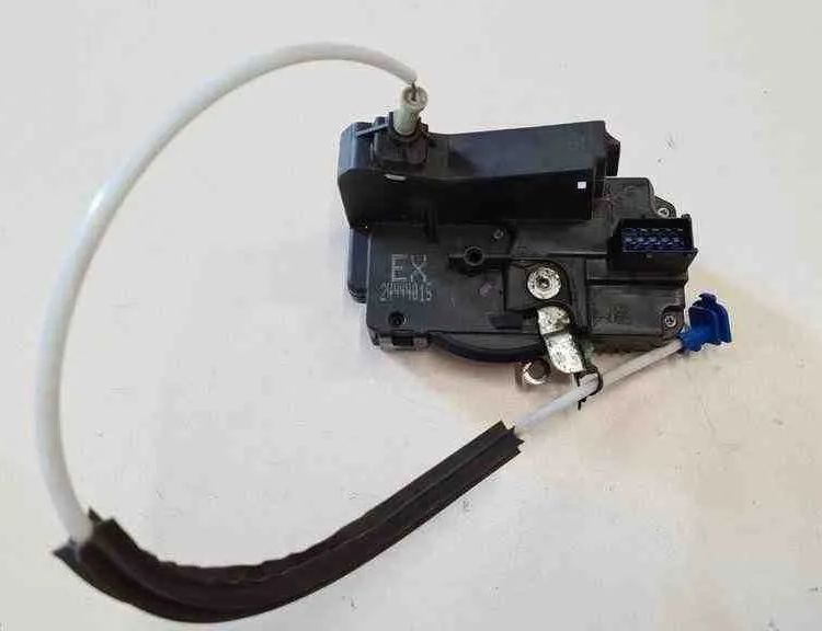 OPEL Zafira A (1999-2003) Замок двери передний правый EX24444015,24444015 32713322