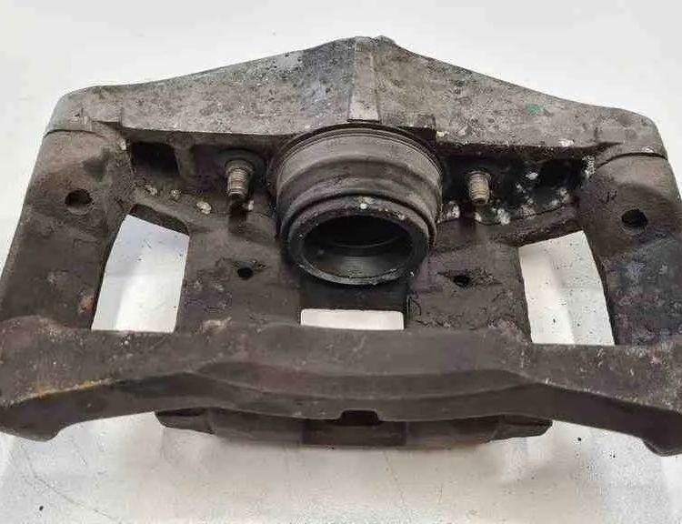 AUDI A6 allroad C6 (2006-2011) Супорт тормозов передний левый 973 32713536