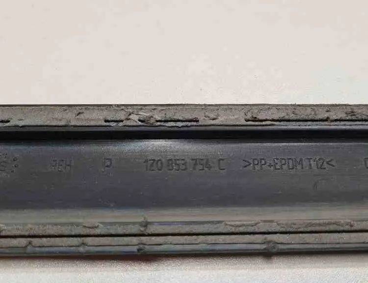 SKODA Octavia 2 generation (2004-2013) Rear Right Door Molding 1Z0853754,1Z0853754C 32714039