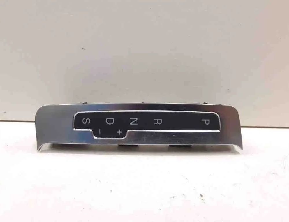 AUDI A6 C6/4F (2004-2011) Indikátor radenia prevodových stupňov 4F1713463B 32720682