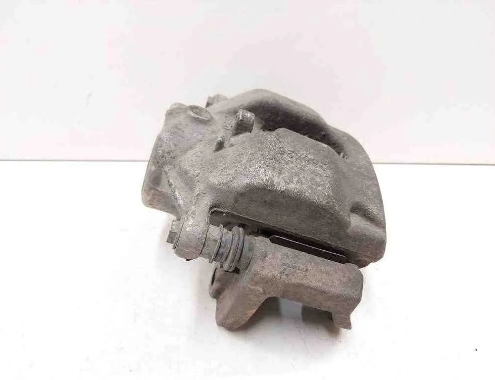 MERCEDES-BENZ C-Class W204/S204/C204 (2004-2015) Pravý predný strmeň brzdy 40548 32722147