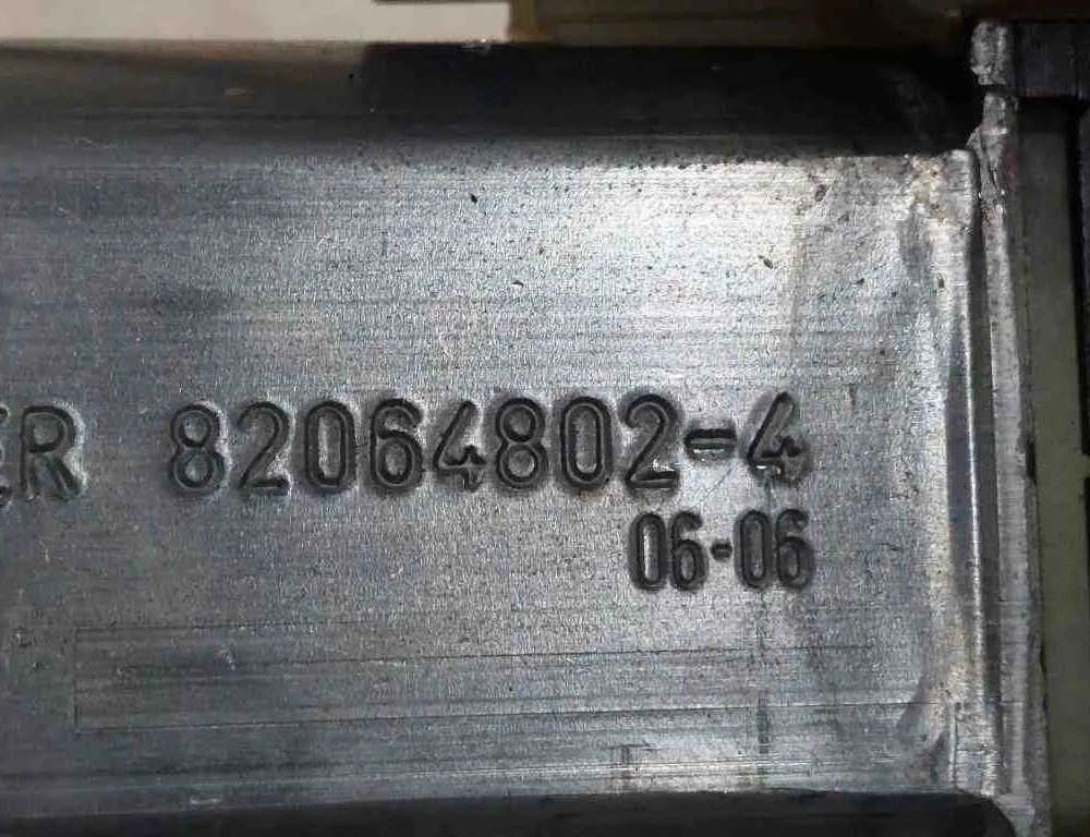 MERCEDES-BENZ R-Class W251 (2005-2017) Моторчик переднего правого сиденья 0390203207,820648024 32726254