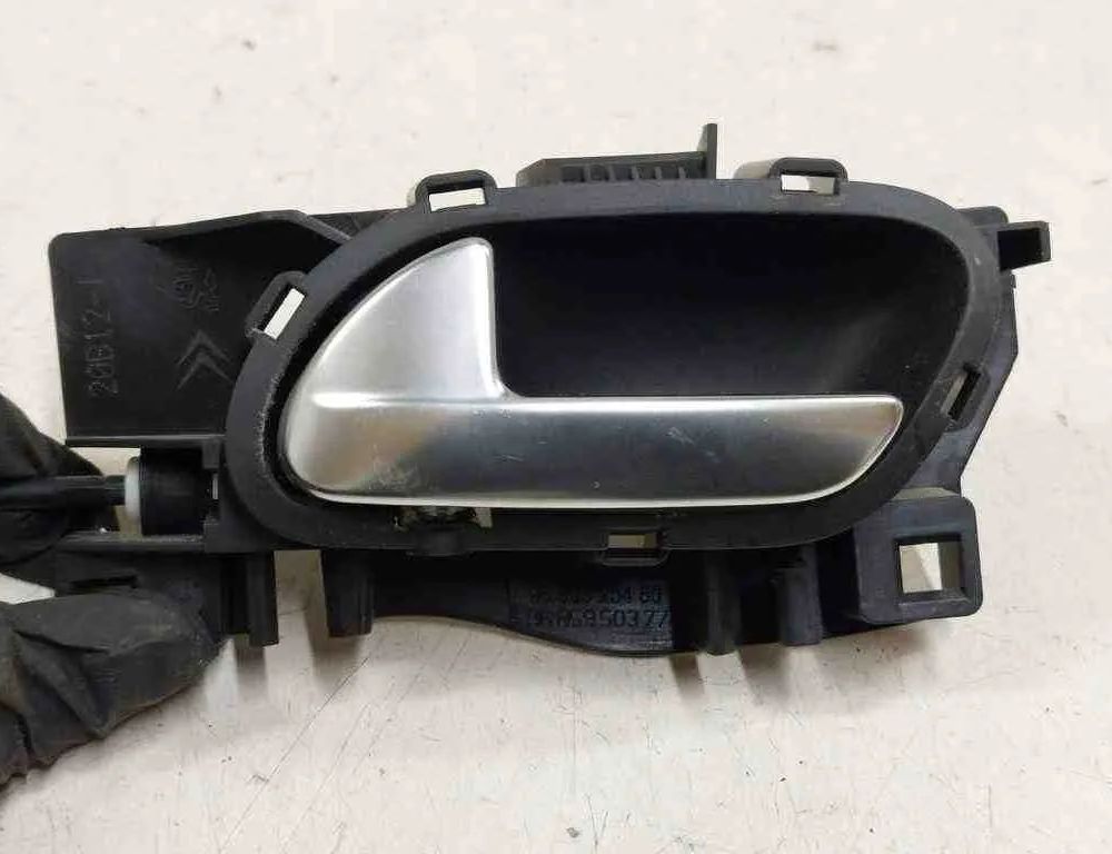 PEUGEOT 508 1 generation (2010-2020) Ľavý predný zámok dverí 9660525480,9685950377,A04965,5082A0174J3 32730371