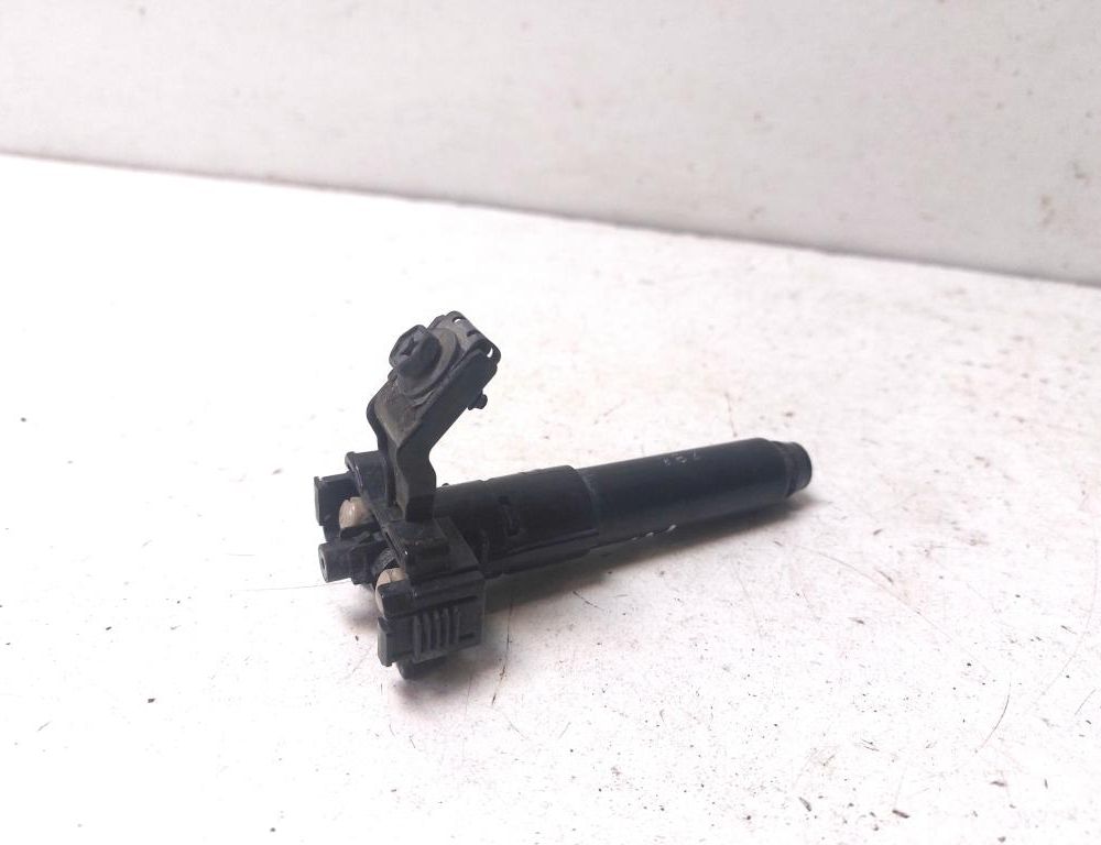 LEXUS RX 4 generation (2015-2024) Омыватель фар правой стороны 8520748110 33107126