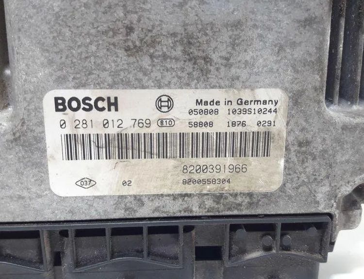 RENAULT Megane 2 generation (2002-2012) Engine Control Unit ECU 0281012769,8200391966 31355667