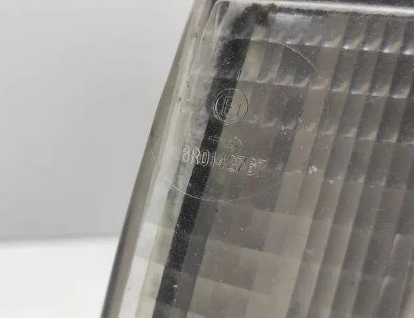 VOLKSWAGEN Passat B7 (2010-2015) Передний правый указатель поворота 6R0142767 31387997