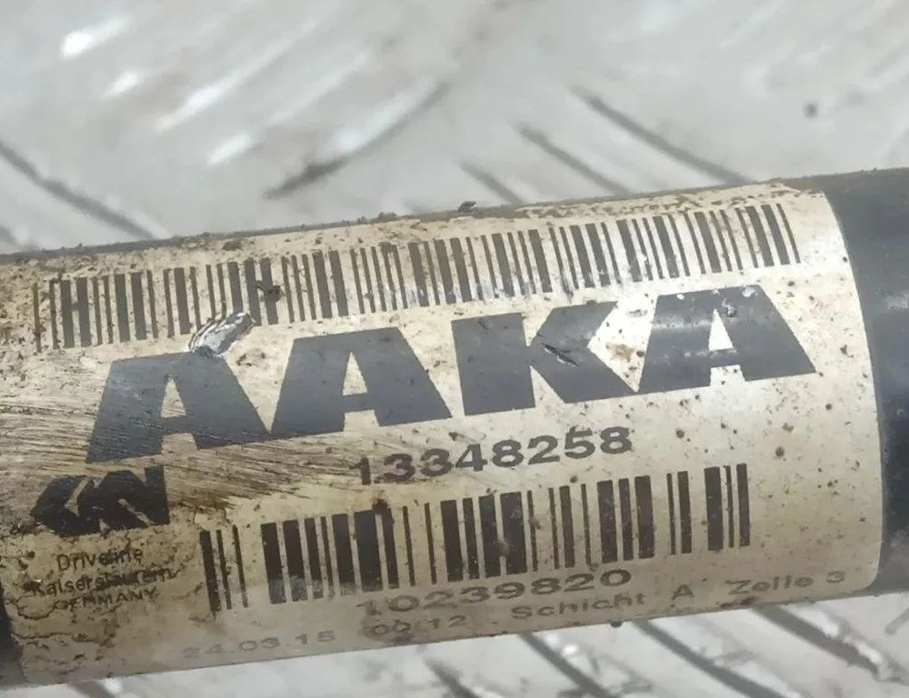 OPEL Insignia A (2008-2016) Ľavý predný hnací hriadeľ 13348258 31392302