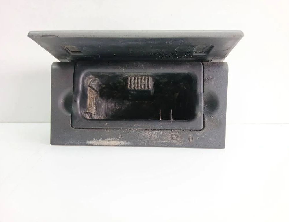 OPEL Vectra C (2002-2005) Пепельница 9181518 31394829