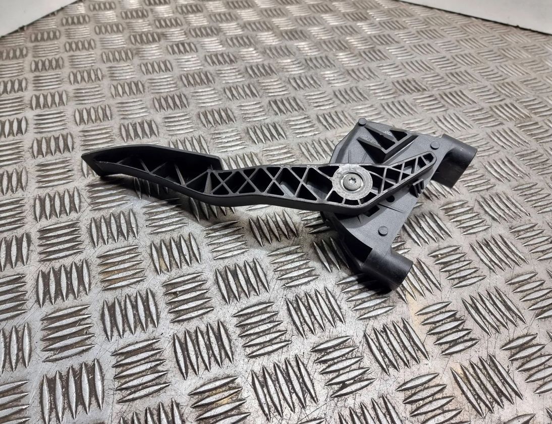 OPEL Astra H (2004-2014) Throttle Pedal 9157998 28260921