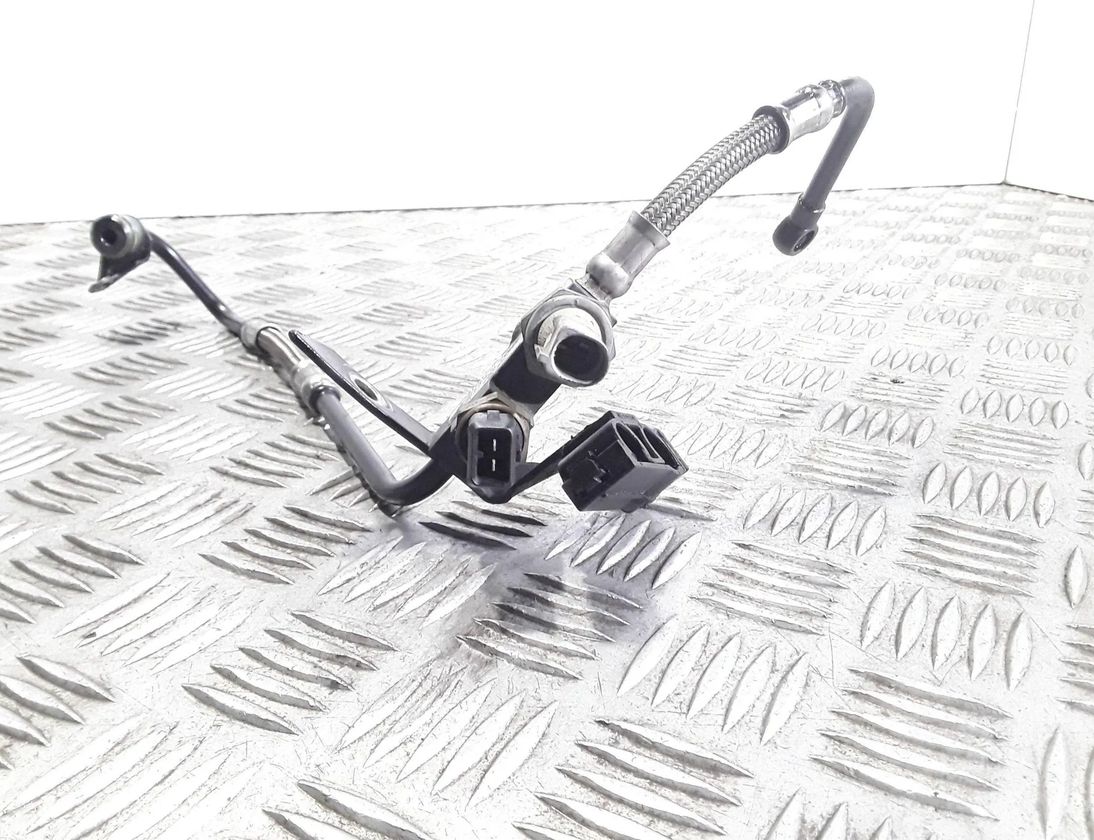 SKODA Superb 1 generation (2001-2008) Трубка смазки турбины 059145771K 28440207