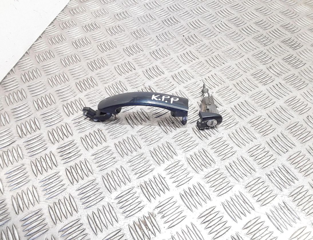 VOLKSWAGEN Golf Plus 1 generation (2004-2009) Наружная ручка боковых левых дверей 1K5837205 29541892