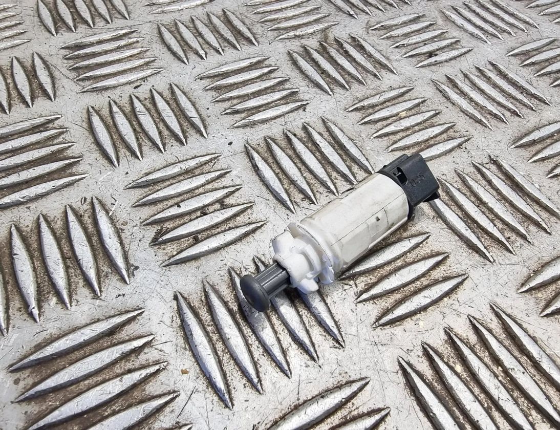 SMART Fortwo 1 generation (1998-2007) Датчик тормозной педали 0010287v001 29542301