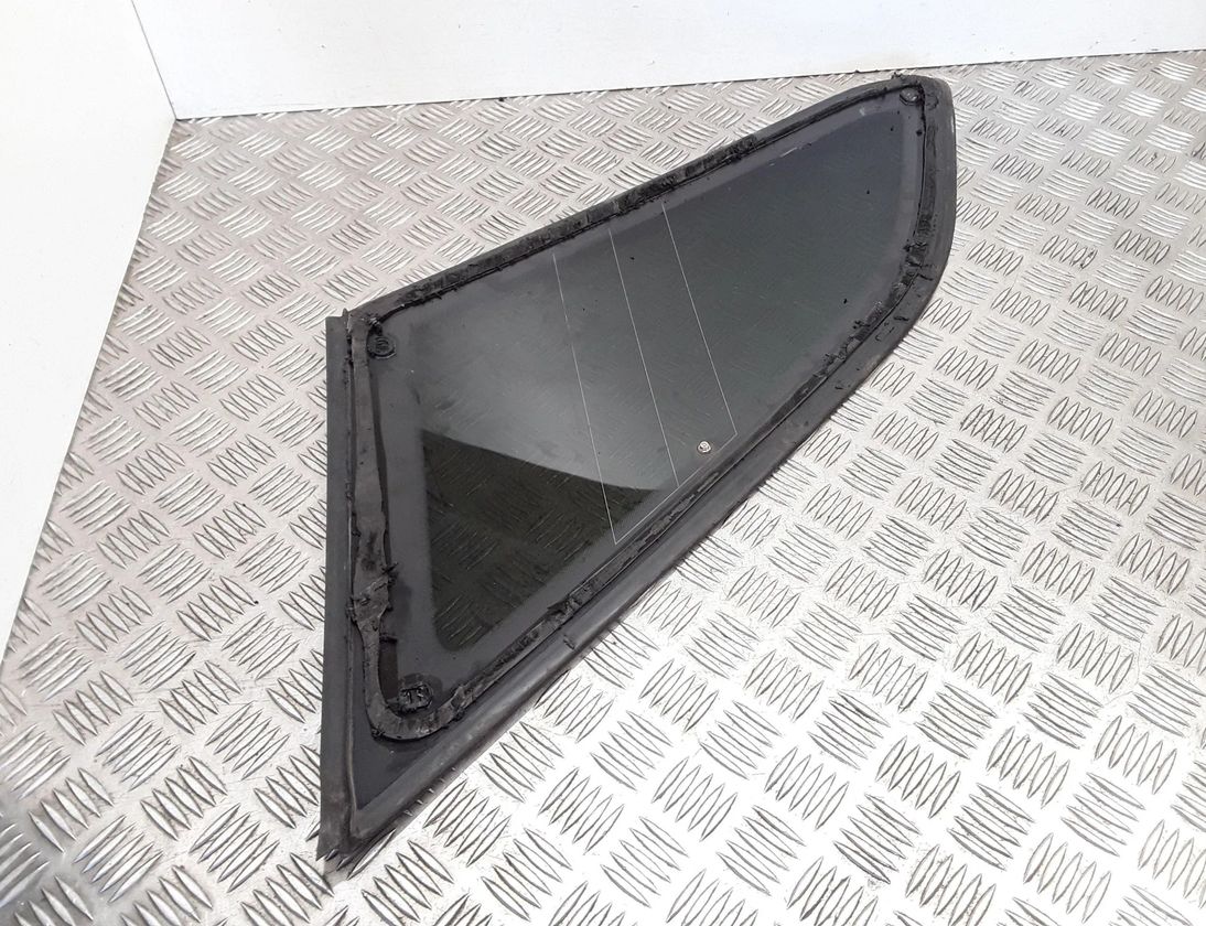 FORD Focus 3 generation (2011-2020) Ľavé zadné dvere okno 29616358