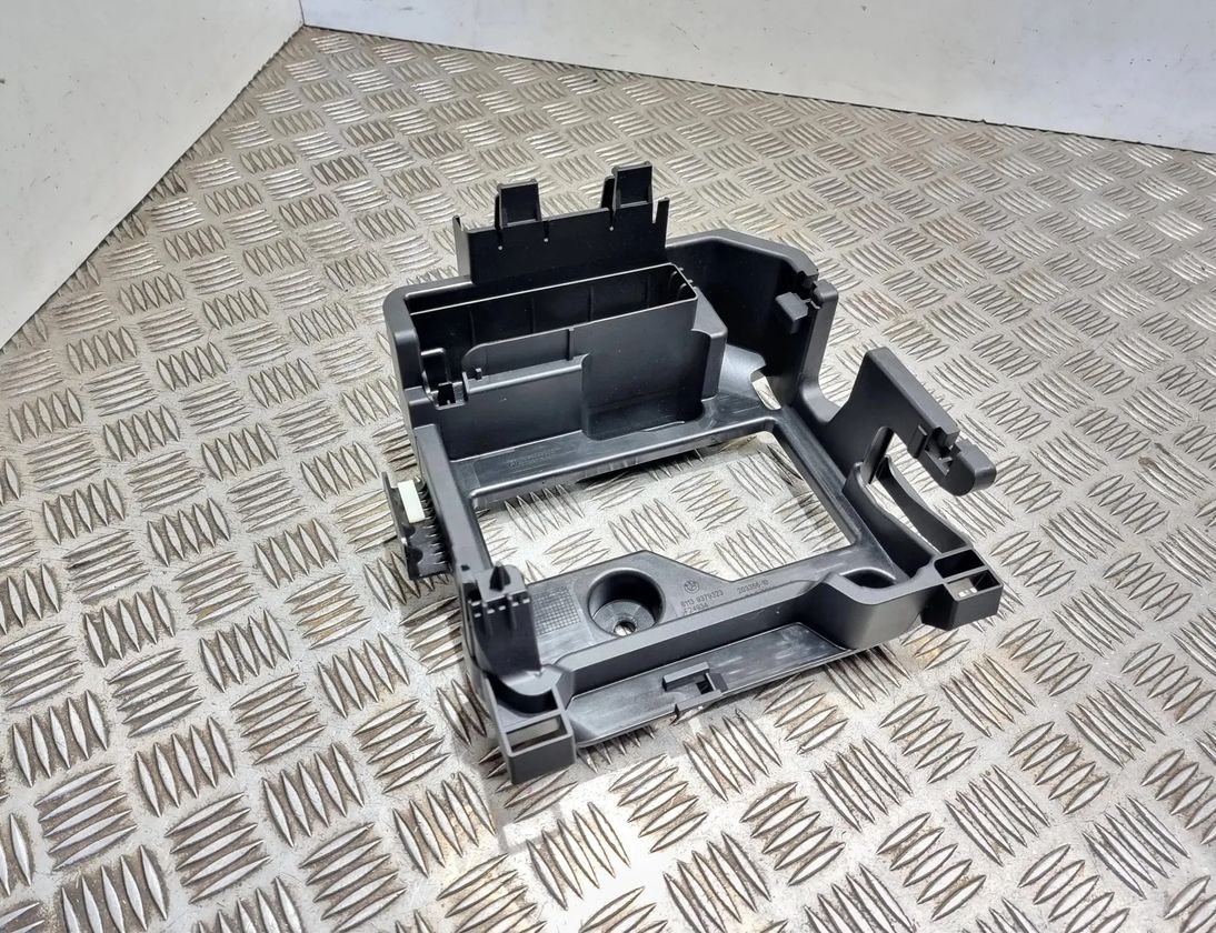 BMW X1 F48/F49 (2015-2023) Другие внутренние детали 9379323 29875674