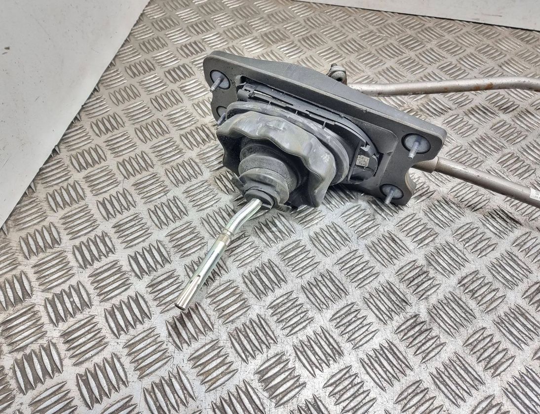 AUDI A4 B8/8K (2011-2016) Mechanizmus radenia prevodových rýchlostí 8k0711406,8k0711025r 29920785