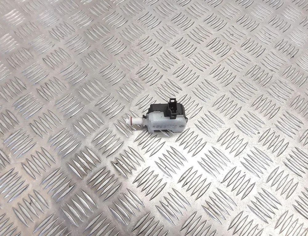 VOLKSWAGEN Phaeton 1 generation (2002-2016) Центральный замок 1K5959782 31950991