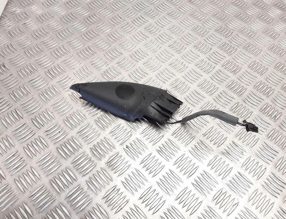 VOLKSWAGEN Passat B5 (1996-2005) Ľavý predný dverový reproduktor 3B0837993 31994078