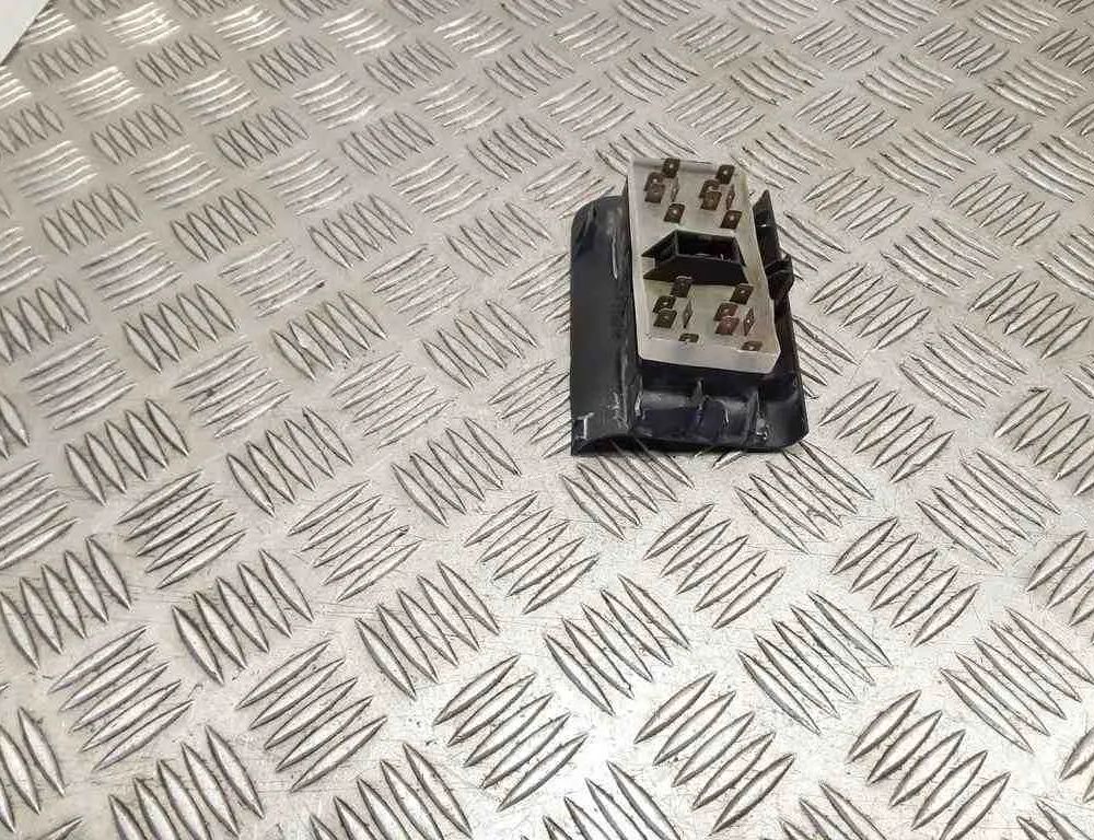 AUDI A4 B5/8D (1994-2001) Ovládače okien ľavých zadných dverí 8D1959515B 32547688