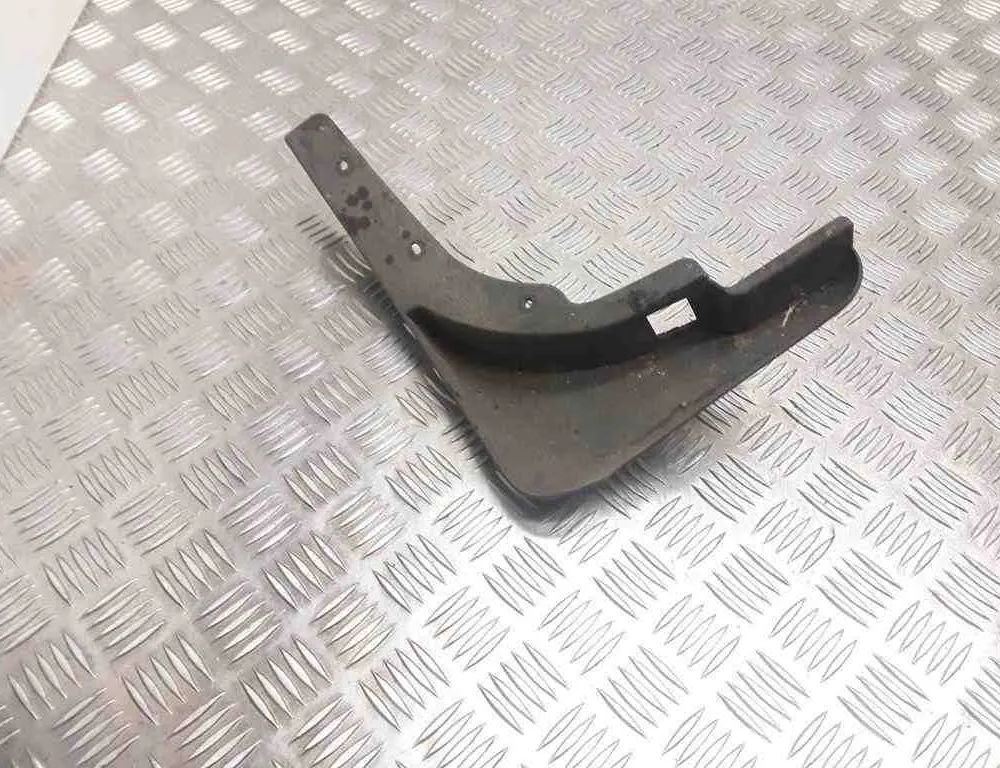 NISSAN X-Trail T30 (2001-2007) Front Right Mudguard 32581695