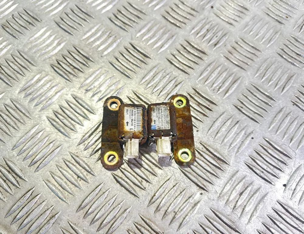 SUZUKI Grand Vitara 2 generation (2005-2014) Pravý senzor nárazu 3893065J00,3893065J10 32872618