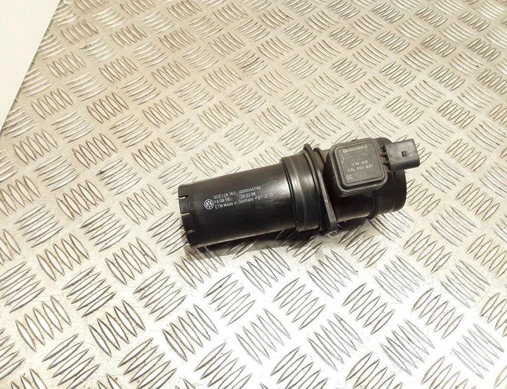 SEAT Altea 1 generation (2004-2013) Senzor hmotnostného prietoku vzduchu MAF 03L906461,3C0129363 32975357