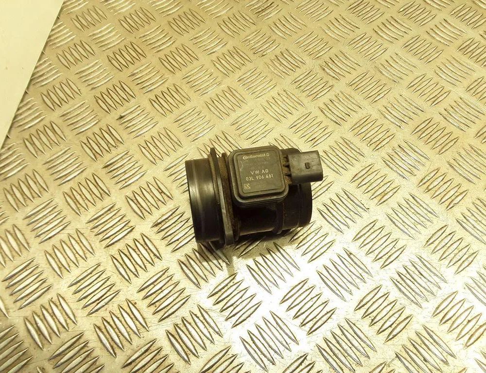 SEAT Altea 1 generation (2004-2013) Senzor hmotnostného prietoku vzduchu MAF 03L906461,3C0129363 32975357