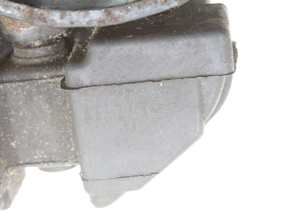 LEXUS CT 1 generation (2010-2024) Подушка коробки передач 22559392