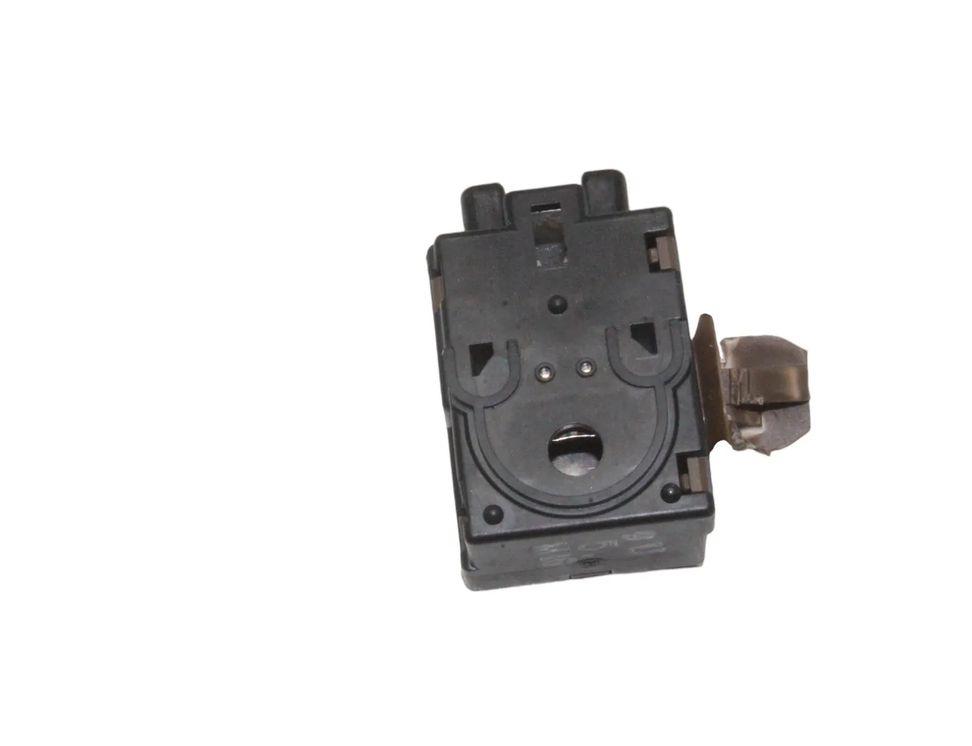 TOYOTA Prius 4 generation (XW50) (2015-2023) Relays 89343-48010,068900-5170 26998819