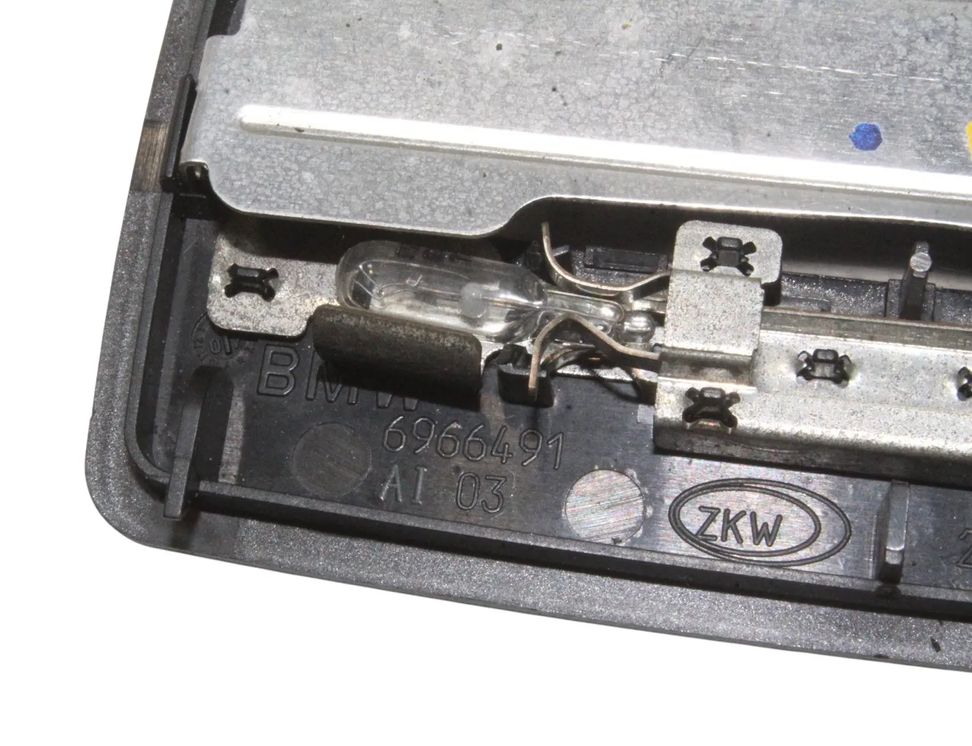 BMW 3 Series E90/E91/E92/E93 (2004-2013) Освещение салона 6966491 30449529