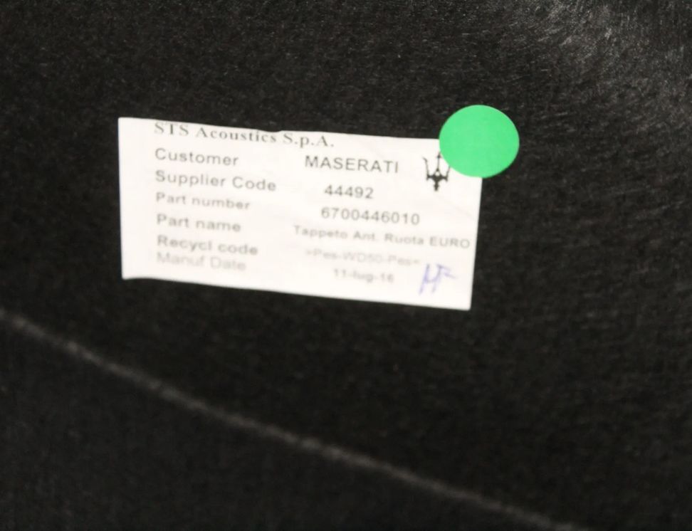 MASERATI Ghibli 3 generation (2013-2024) Koberce do batožinového priestoru 6700446010 31404393