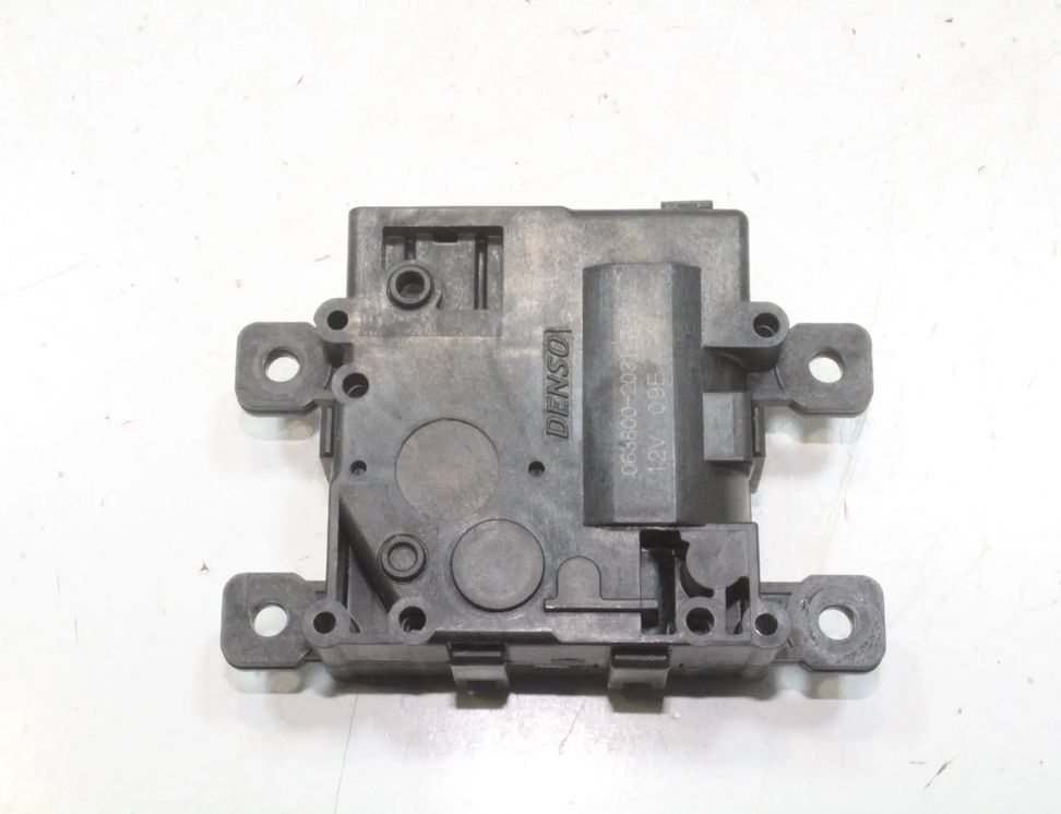 TOYOTA C-HR 1 generation (2016-2023) Ventily na ovládanie vnútorného kúrenia 063800-2031 32955798