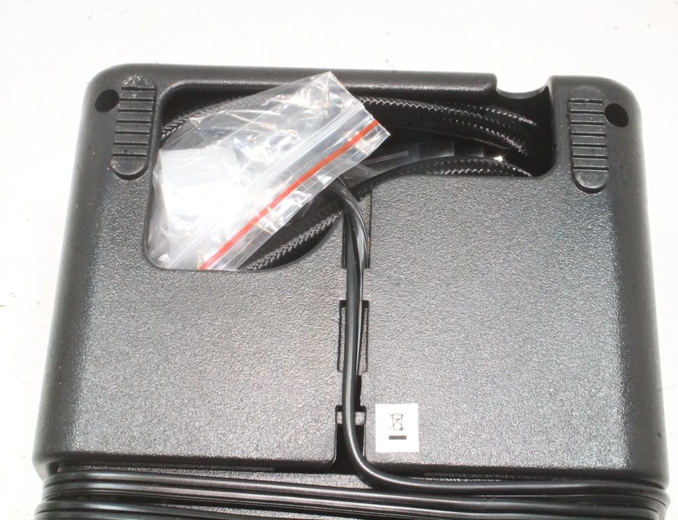 NISSAN Juke 2 generation (2019-2023) Tire Compressor 32988316