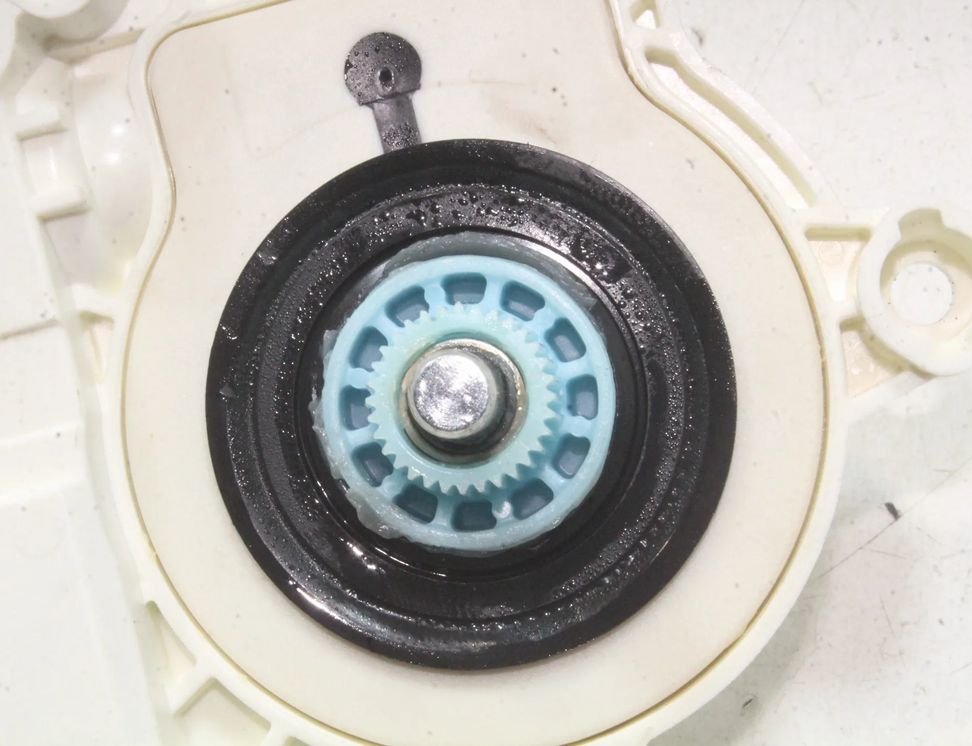 TESLA Model Y 1 generation (2020-2024) Rear Right Door Window Control Motor G03482-101 33093894