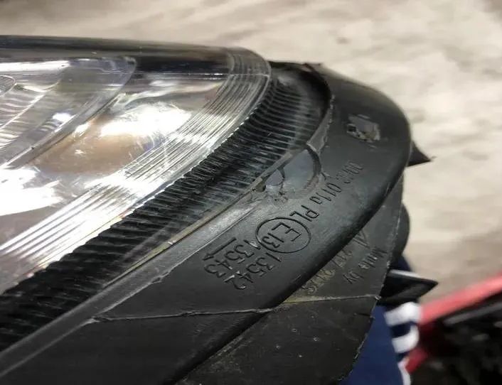 FIAT 500X 1 generation (2014-2024) Ľavé predné svetlomety 47520748 27214374