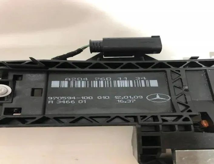 MERCEDES-BENZ C-Class W204/S204/C204 (2004-2015) Front Left Door Exterior Handle A2047601134 27216408